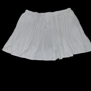 Arula Skort Women's "A".  Size XXL.  Pre-owned.